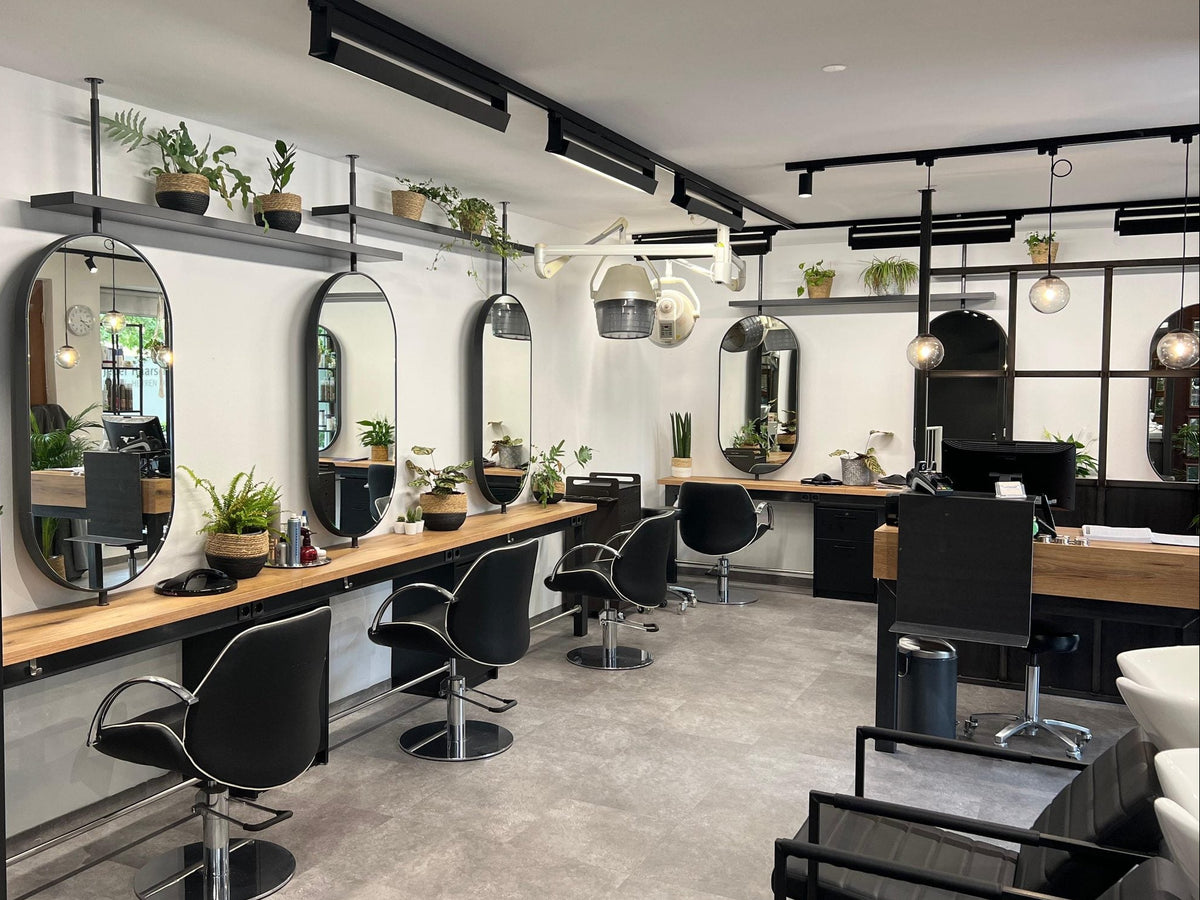 Salon von Mystic Hair & Head Spa in Ottobrunn — Einblick 2